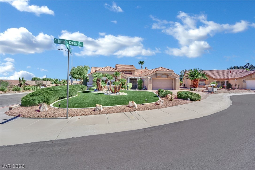 2808 Tumble Creek Court