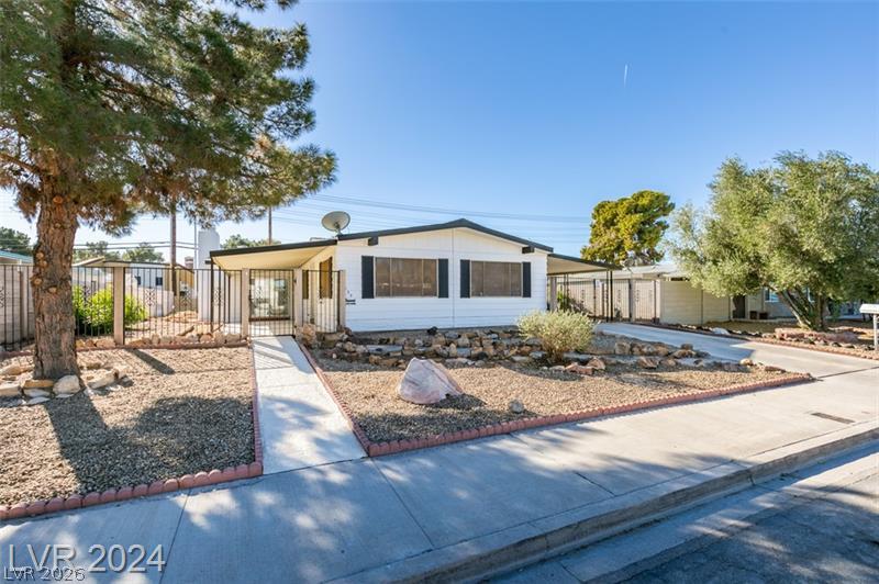 5235 Sir James Way