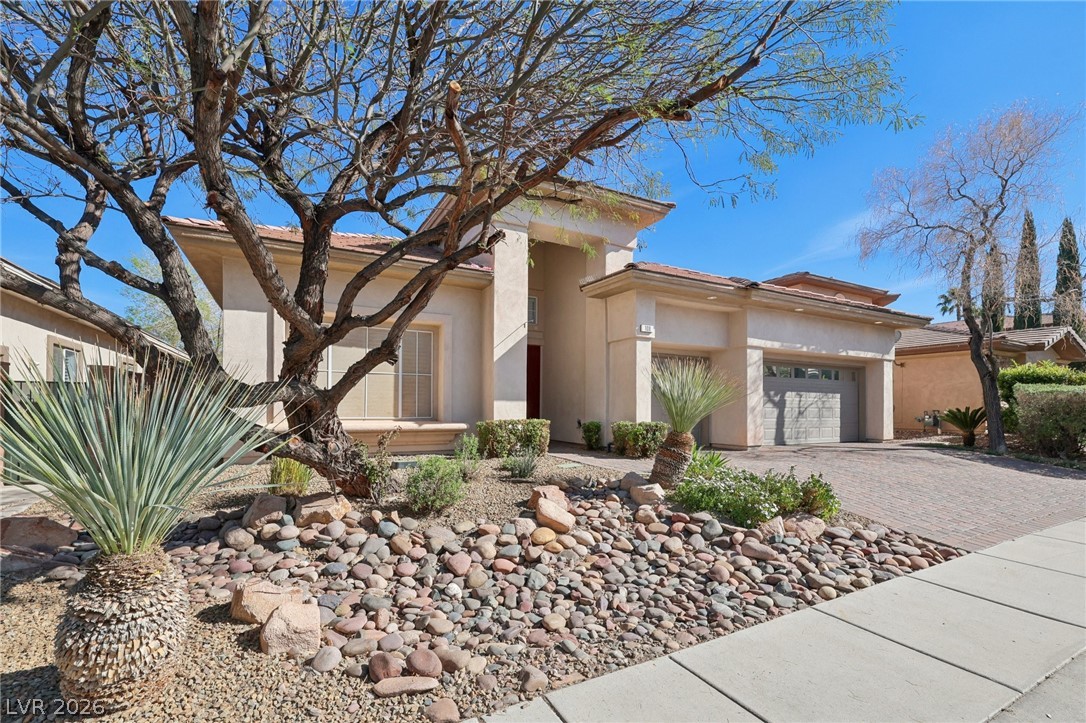 108 S Buteo Woods Lane