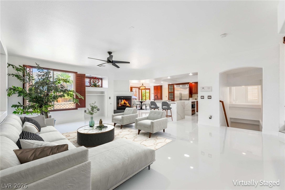 7526 Gossamer Wind Street
