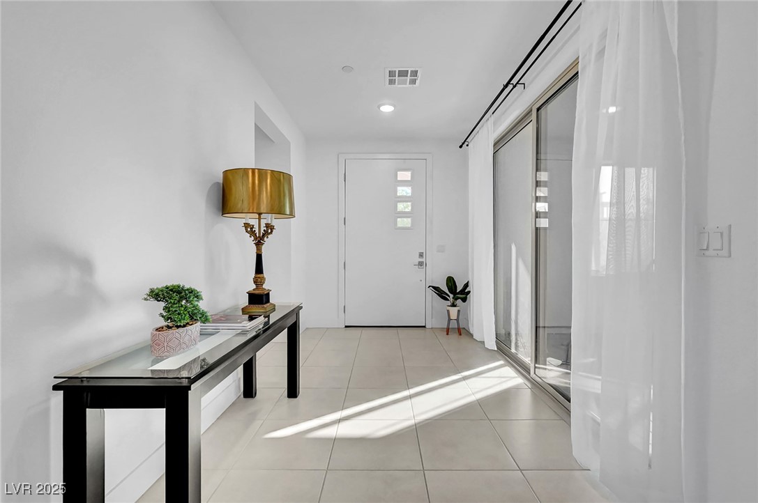 3205 Cristallo Avenue