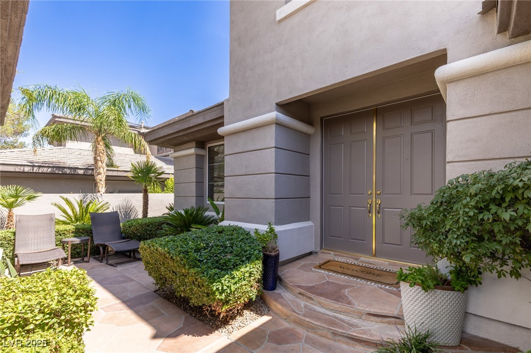 700 Pinnacle Heights Lane