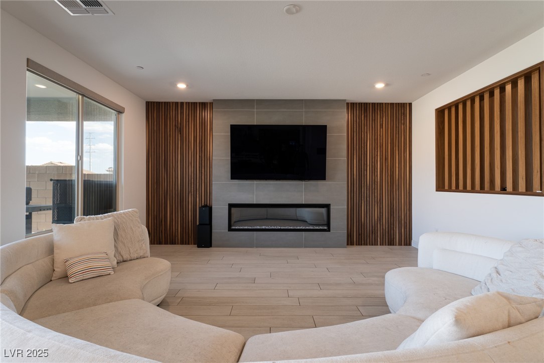 6486 Vanhoven Crest Street