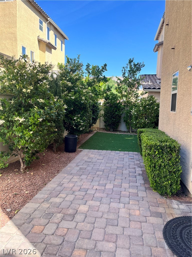 10261 Ladybug Bend Street