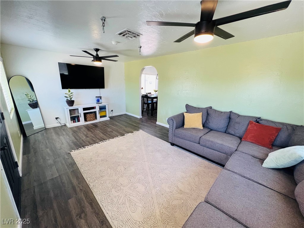 378 W Thomas Avenue, Overton, Nevada image 7