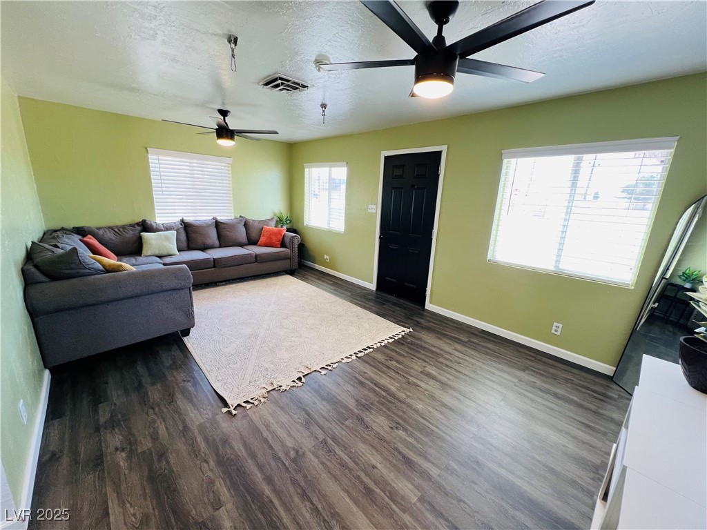 378 W Thomas Avenue, Overton, Nevada image 8