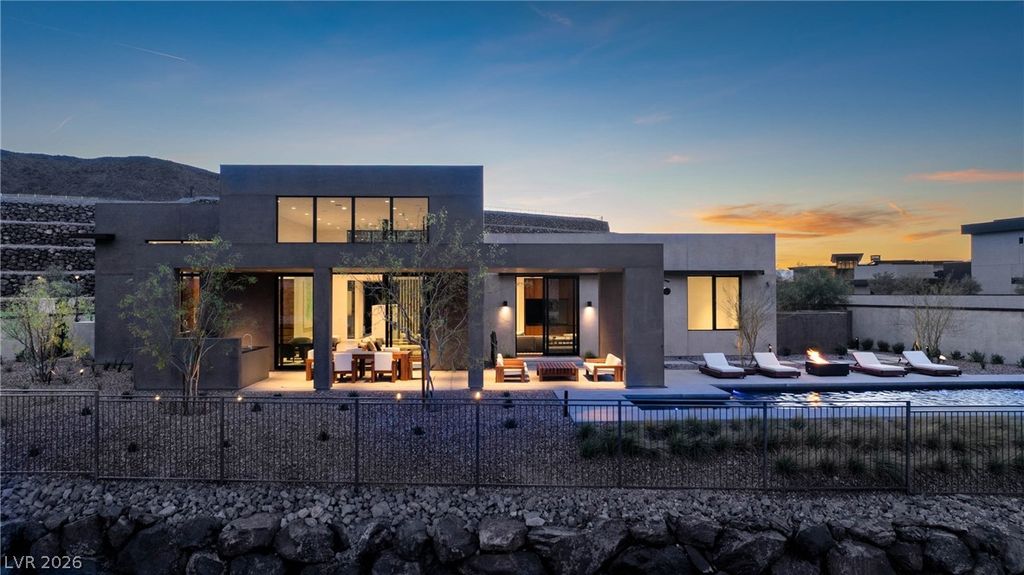 Photo of 10 Sanctuary Peak Court, Henderson, NV 89012 (MLS # 2775379)