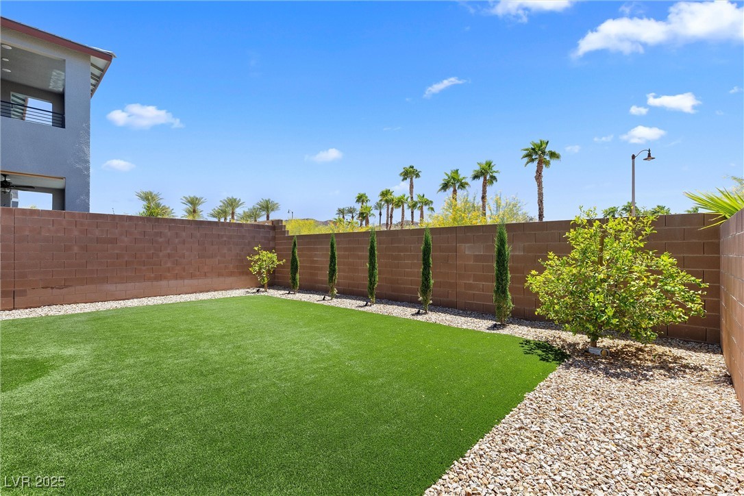 Henderson, Nevada 89011, United States, 3 Bedrooms Bedrooms, ,3 BathroomsBathrooms,Residential,Active,131646