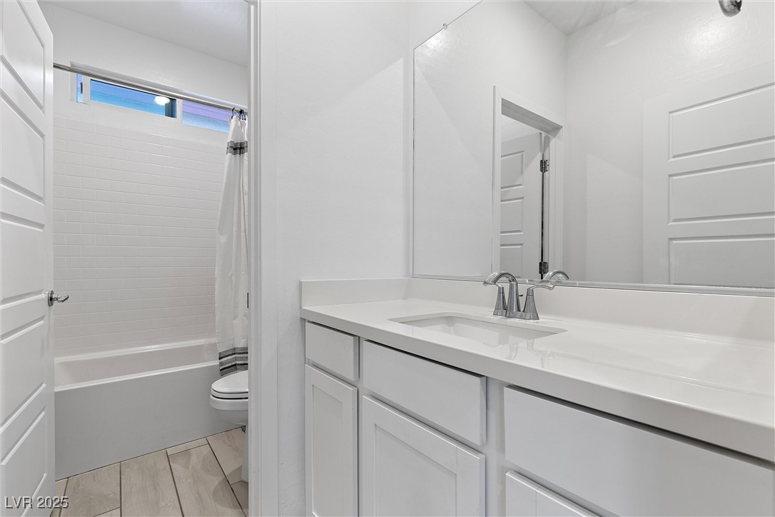 Henderson, Nevada 89011, United States, 3 Bedrooms Bedrooms, ,3 BathroomsBathrooms,Residential,Active,131646