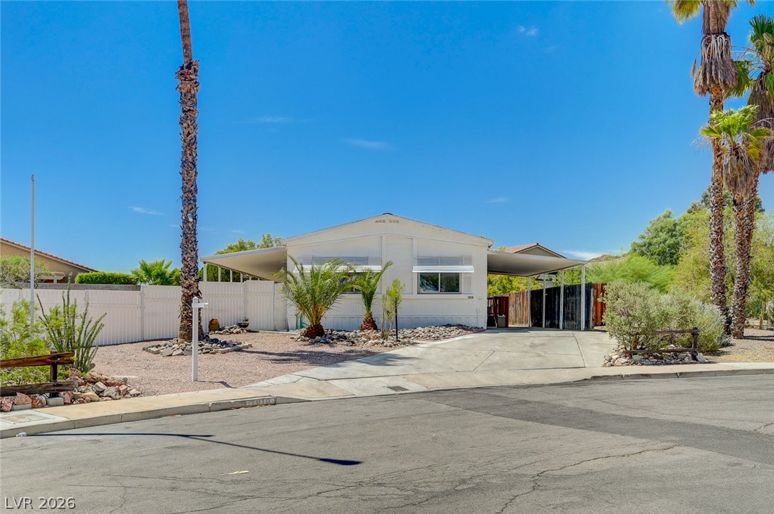 1010 La Mesa Way
