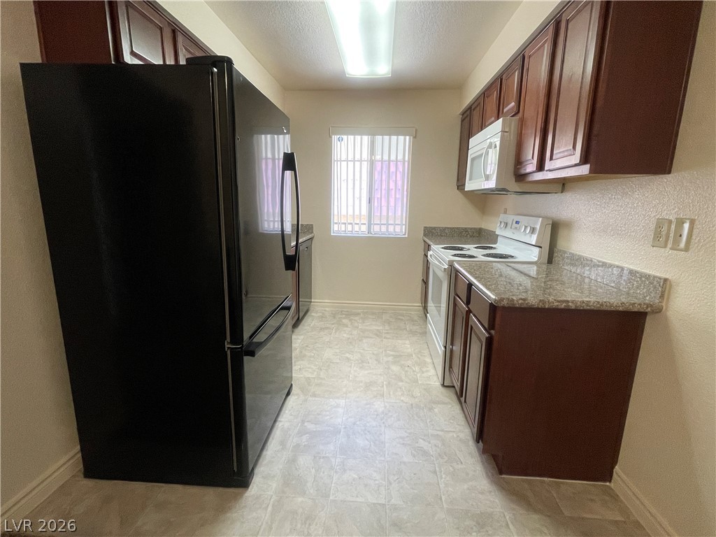 5350 River Glen Drive 302