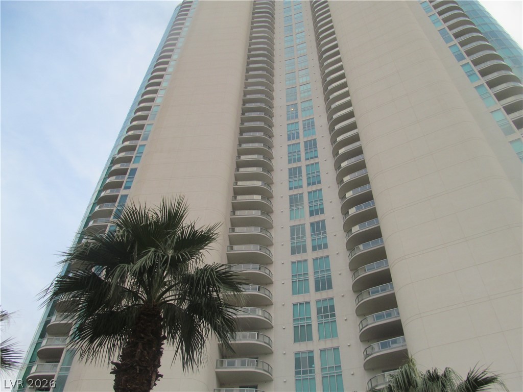 222 Karen Avenue 1105