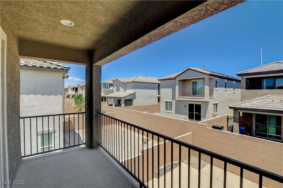 4240 Spring Storm Avenue, North Las Vegas, Nevada image 4