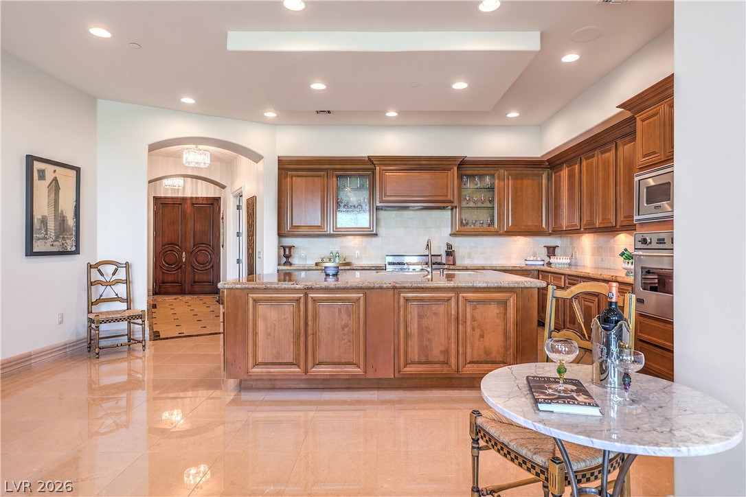 9101 Alta Drive 12