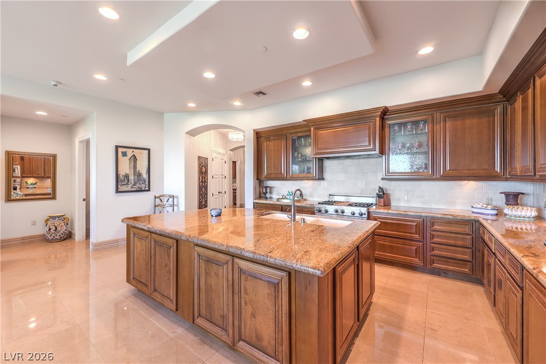 9101 Alta Drive 12