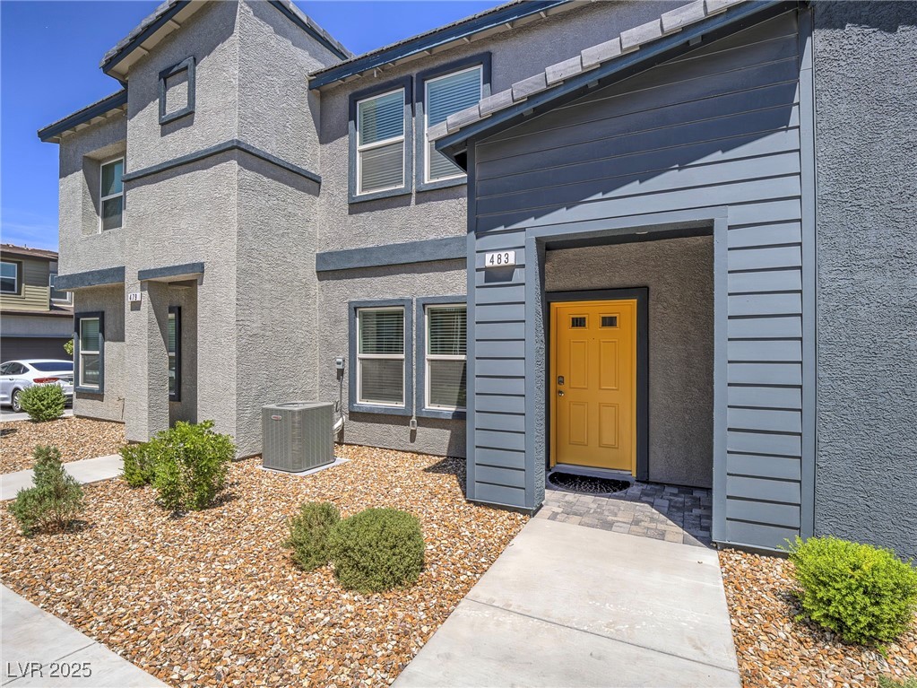 Properties 1 483 Waterfall Cove Court