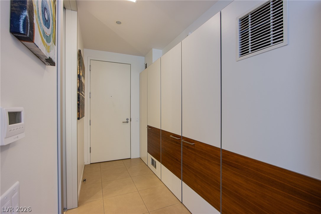 3722 Las Vegas Boulevard 810