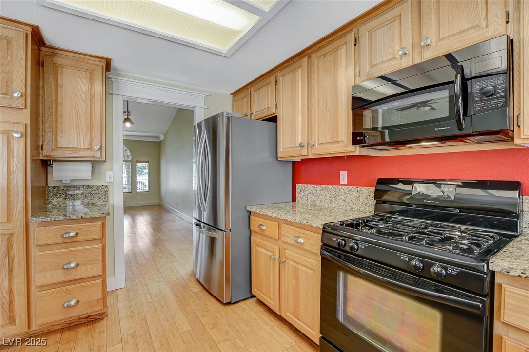 257 Helmsdale Drive, Henderson, Nevada image 17