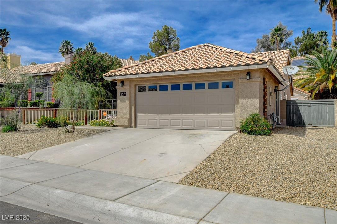 257 Helmsdale Drive, Henderson, Nevada image 2