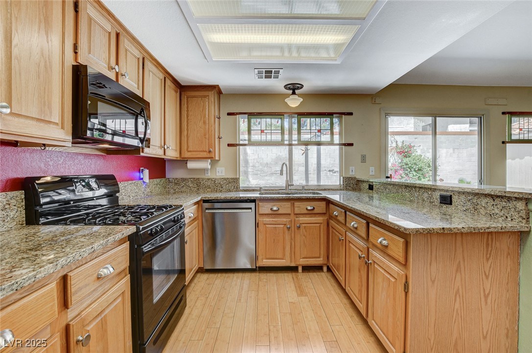 257 Helmsdale Drive, Henderson, Nevada image 16