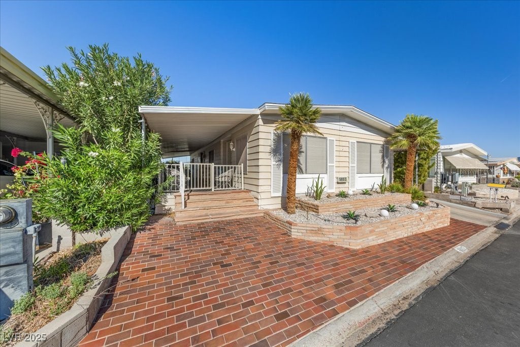 5052 S Ridge Club Drive