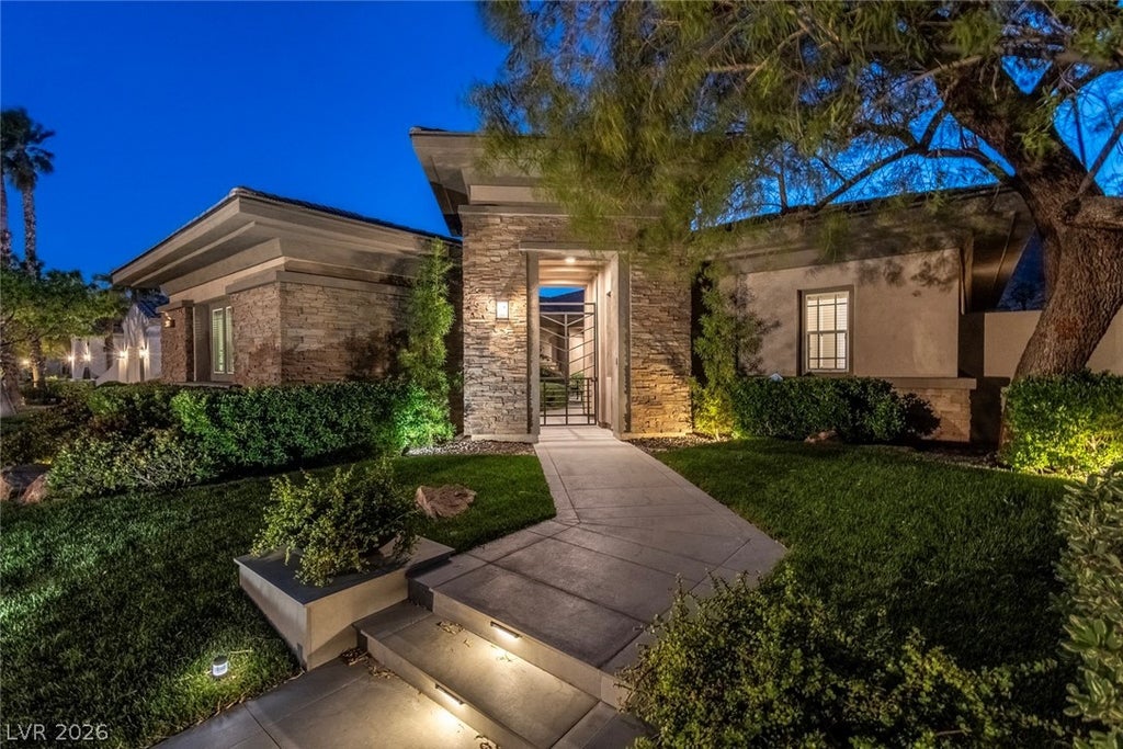 Photo of 2797 Turtle Head Peak Dr Drive, Las Vegas, NV 89135 (MLS # 2828207)