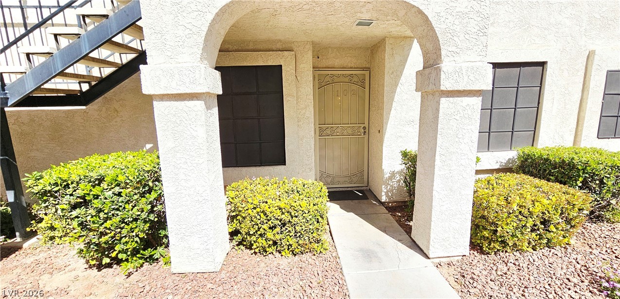 4830 Nara Vista Way 102