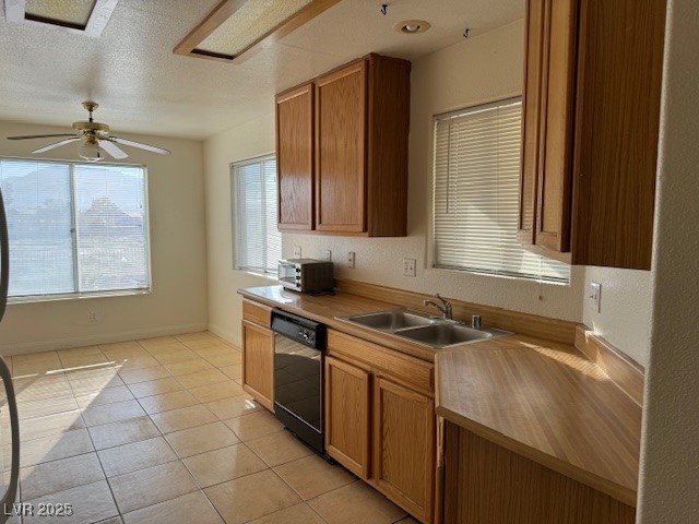 Las Vegas, Nevada 89110, United States, 2 Bedrooms Bedrooms, ,2 BathroomsBathrooms,Residential,Active,121520