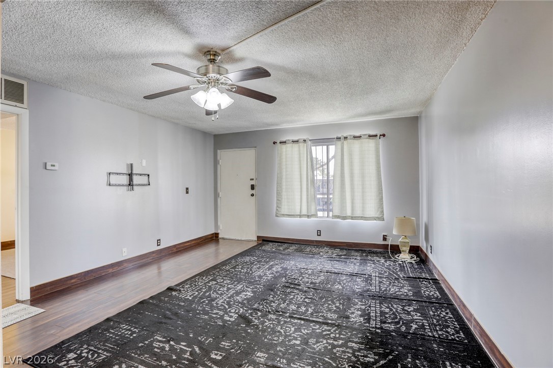 585 S Royal Crest Circle 20