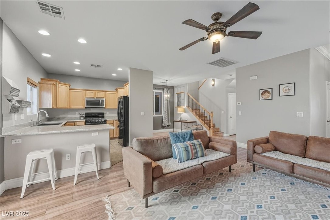 5690 Sentry Palm Court