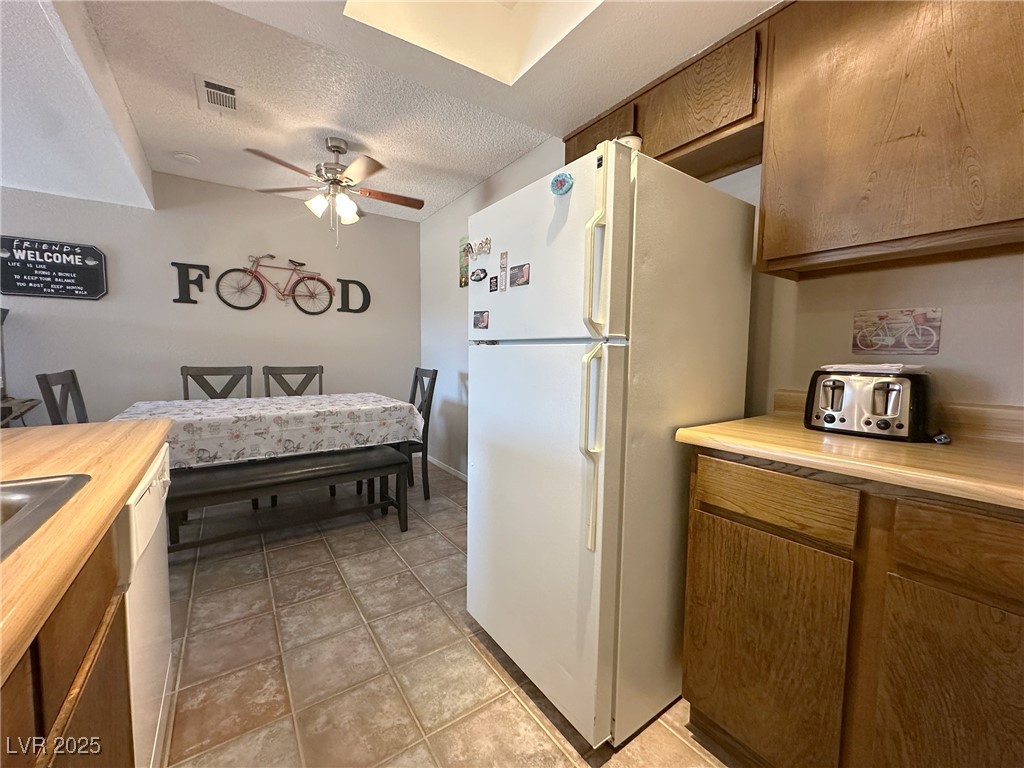 3740 Desert Marina Drive #12, Laughlin, Nevada image 14
