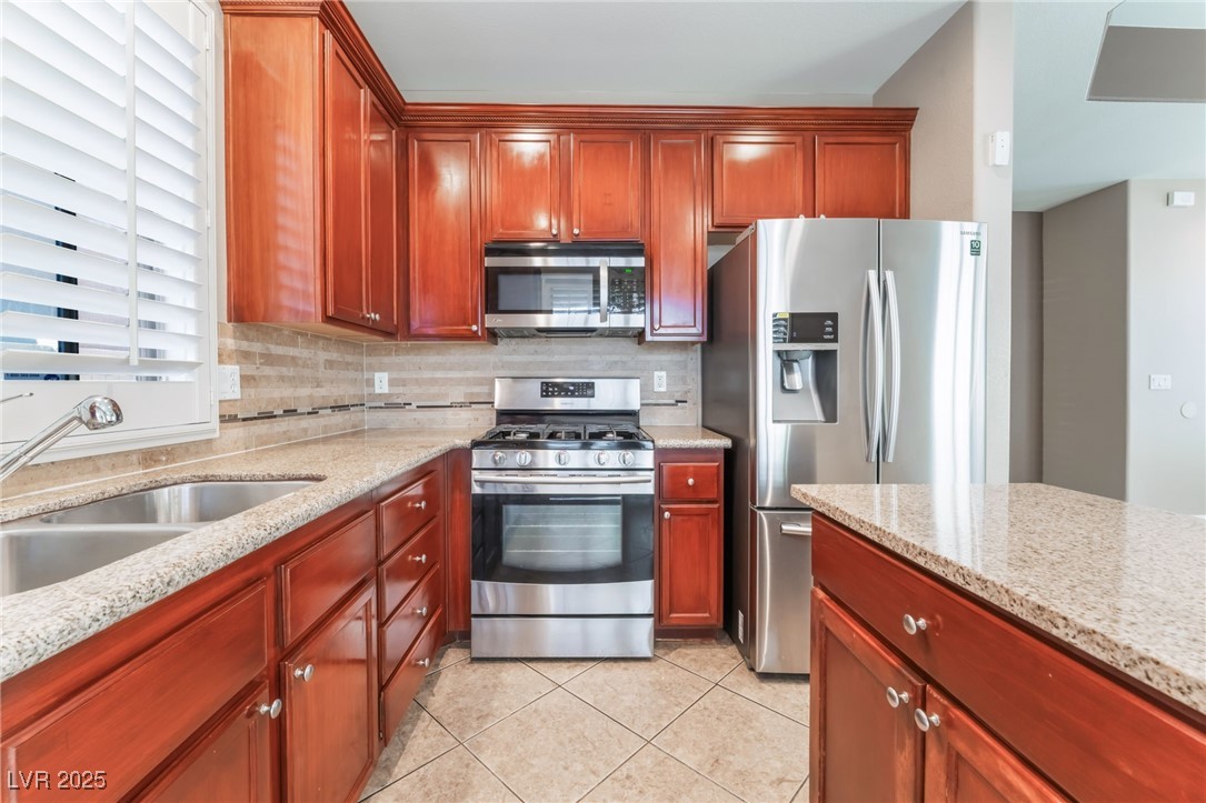 5520 Overlook Valley Street, North Las Vegas, Nevada image 8