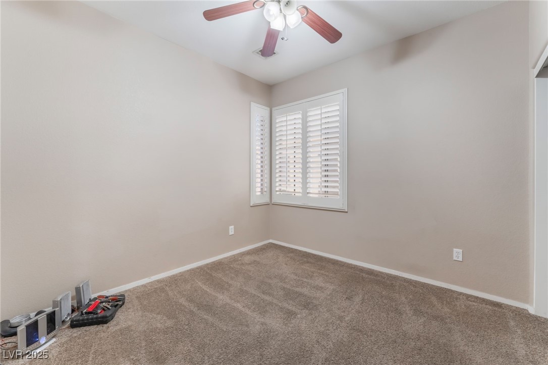 5520 Overlook Valley Street, North Las Vegas, Nevada image 23