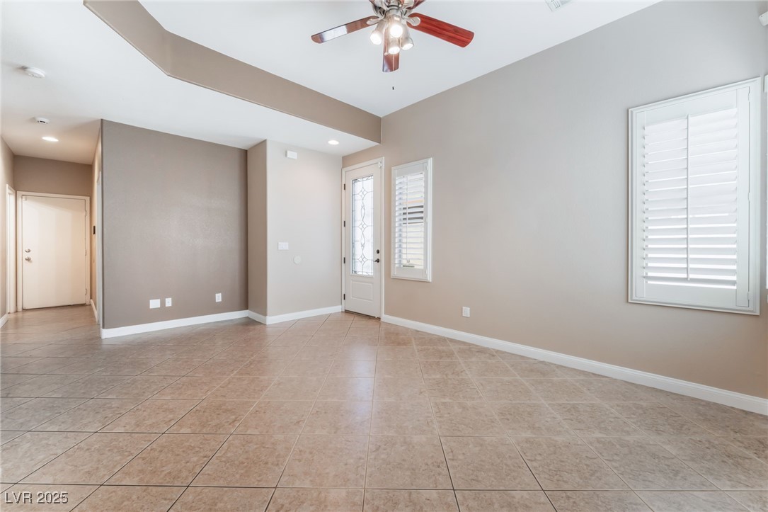 5520 Overlook Valley Street, North Las Vegas, Nevada image 5