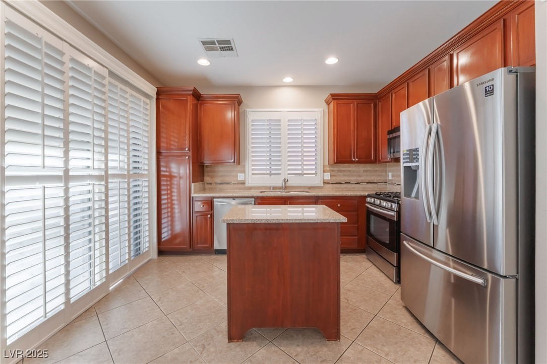 5520 Overlook Valley Street, North Las Vegas, Nevada image 7