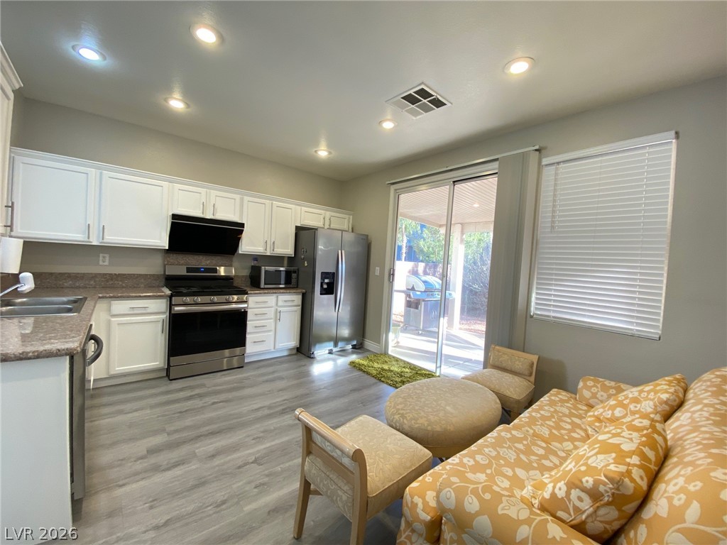 9845 BROOK CANYON Drive