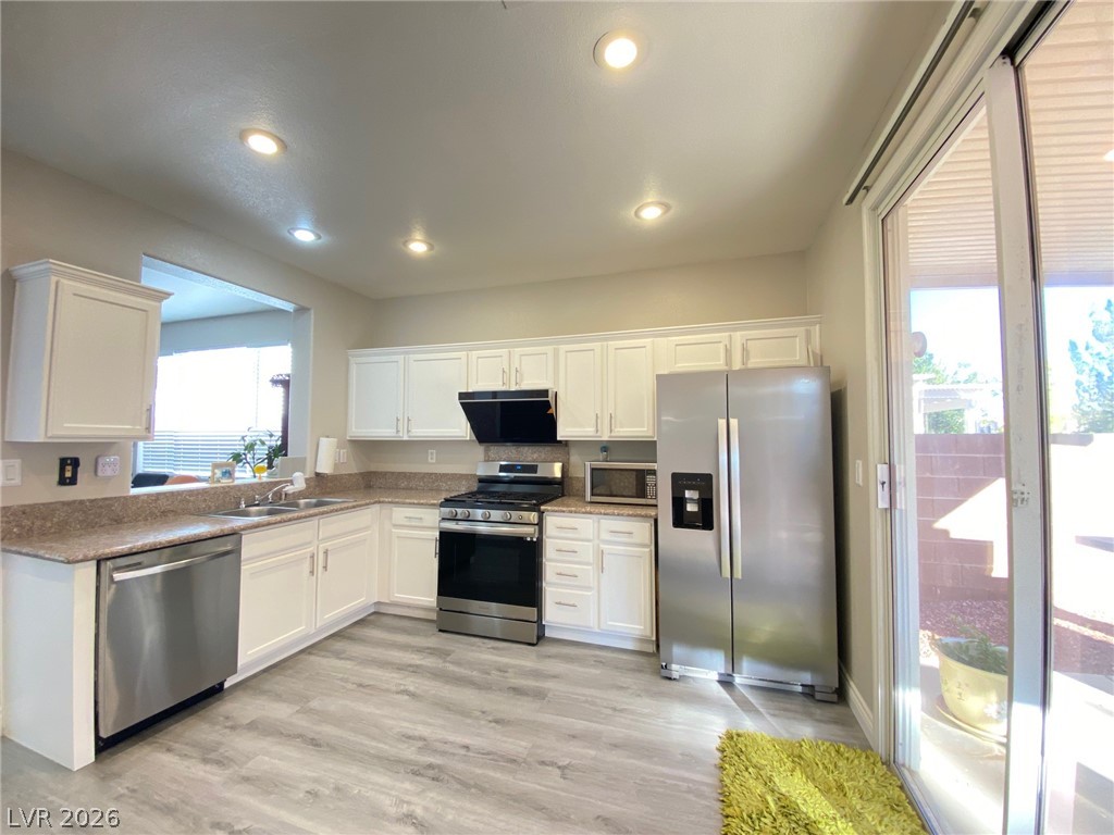 9845 BROOK CANYON Drive