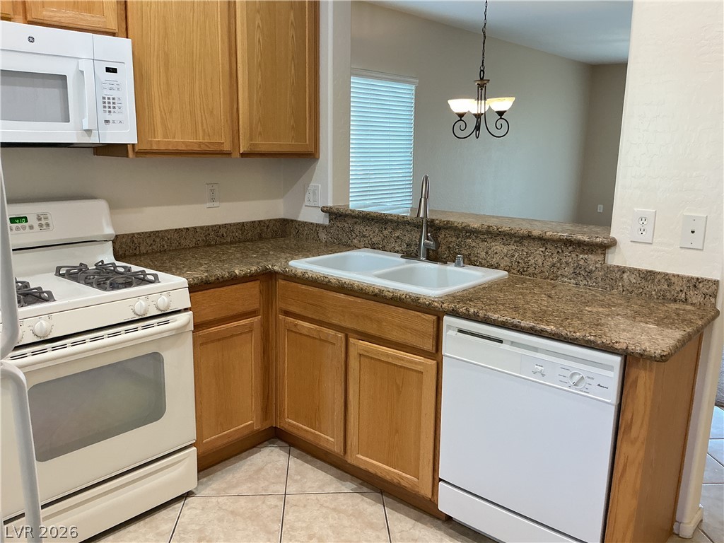 2105 Bay Thrush Way