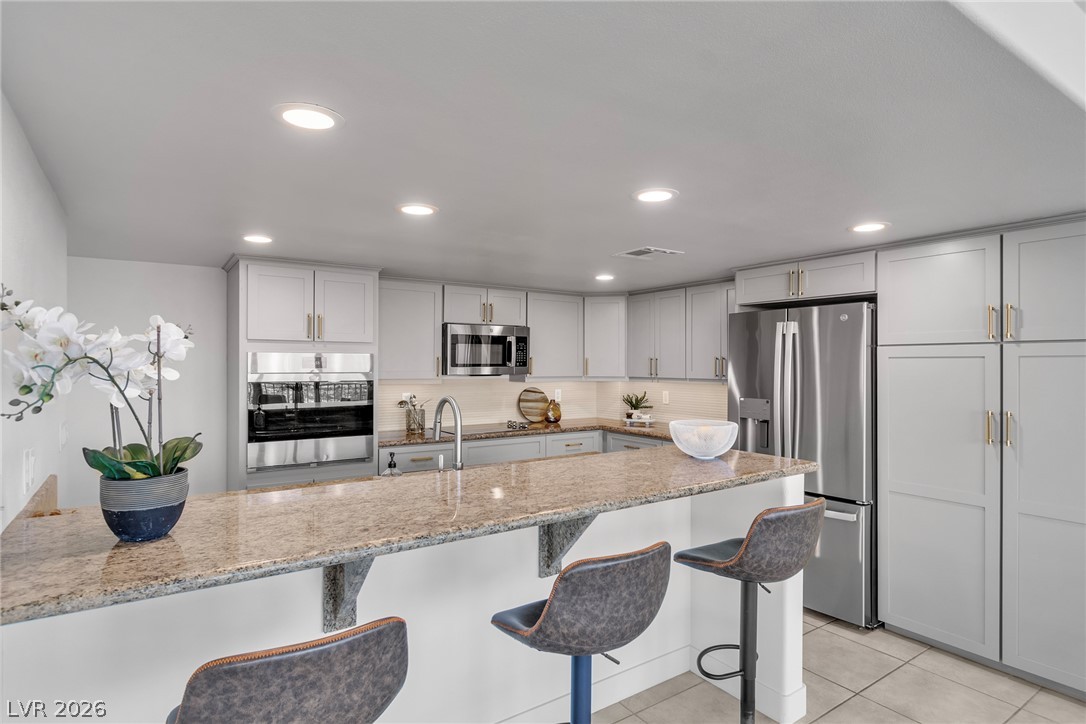 3111 Bel Air Drive 18B