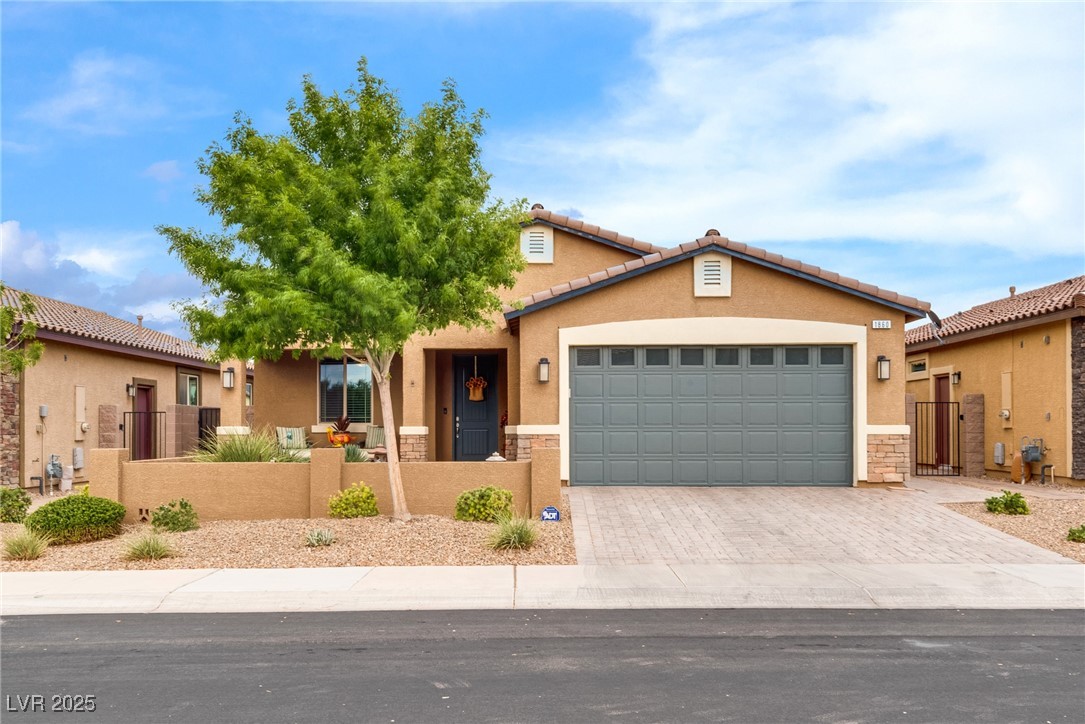 Properties 1 1860 Moonbow Falls Street