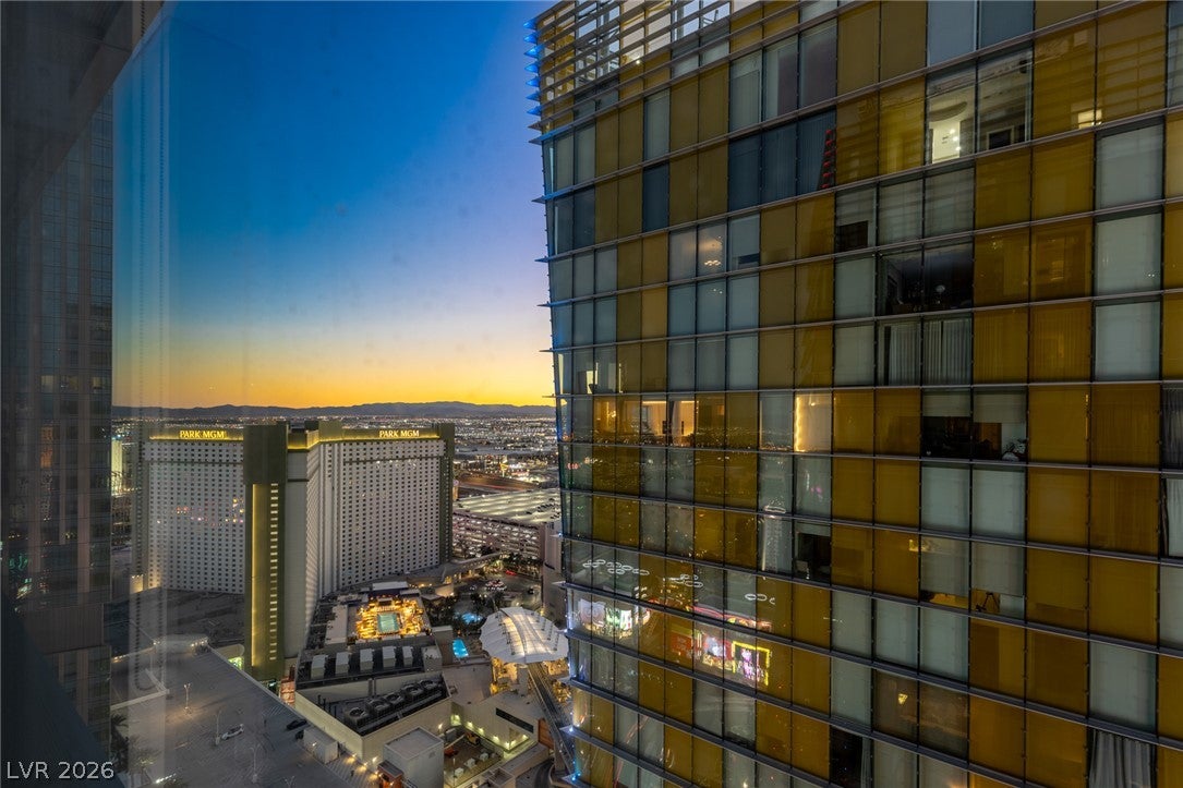 3722 Las Vegas Boulevard 3107