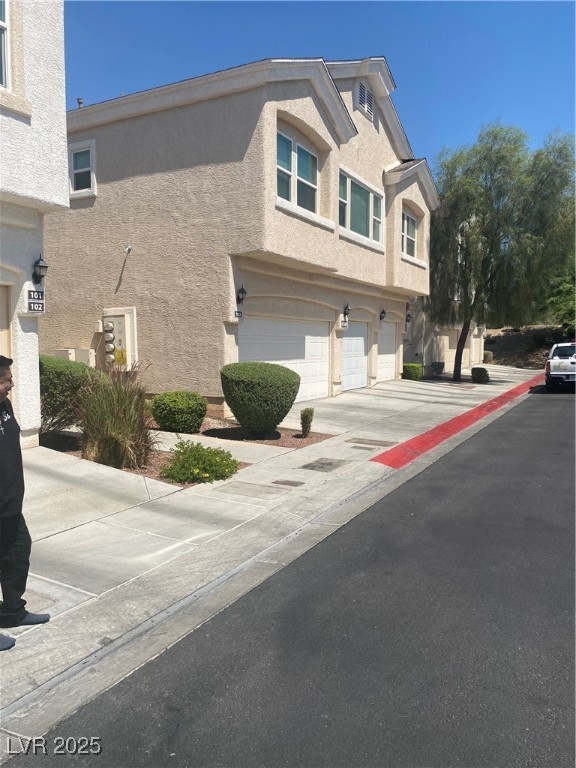 6580 Clara Bow Avenue 103