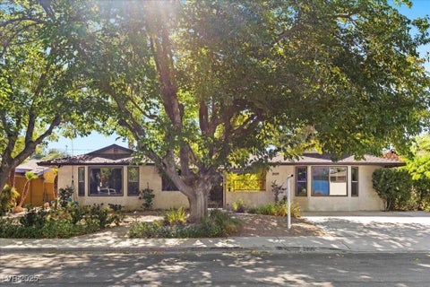 Photo of 2809 Bryant Avenue, Las Vegas, NV 89102 (MLS # 2723701)