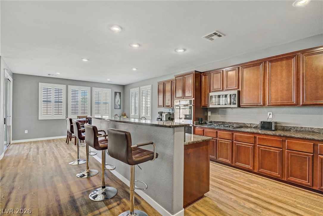 6908 Fox Sparrow Court