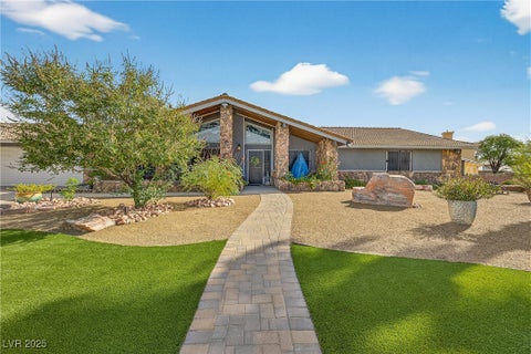 Photo of 3130 S Pioneer Way, Las Vegas, NV 89117 (MLS # 2734486)