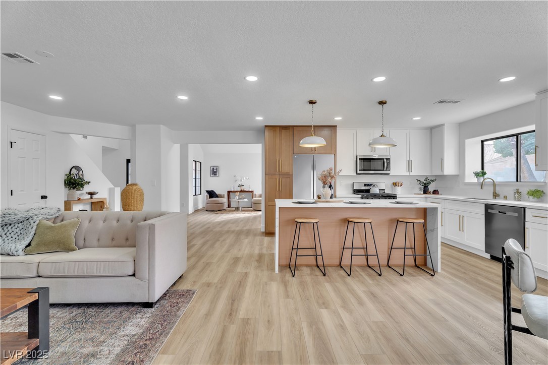 2909 Ivory Reef Court