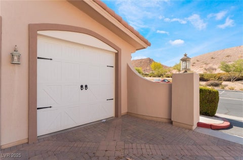 Tiny photo for 24 Via Vasari #204, Henderson, NV 89011 (MLS # 2742159)