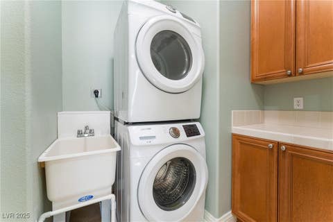 Tiny photo for 24 Via Vasari #204, Henderson, NV 89011 (MLS # 2742159)