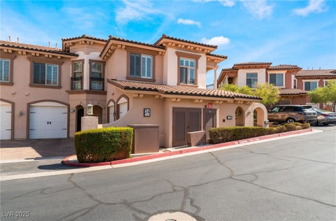 Tiny photo for 24 Via Vasari #204, Henderson, NV 89011 (MLS # 2742159)