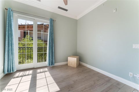 Tiny photo for 24 Via Vasari #204, Henderson, NV 89011 (MLS # 2742159)